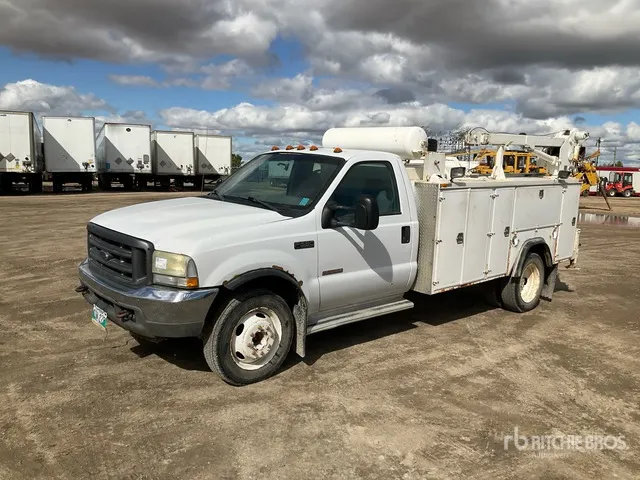 2004 Ford F-550 XL 4x4 Service Truck