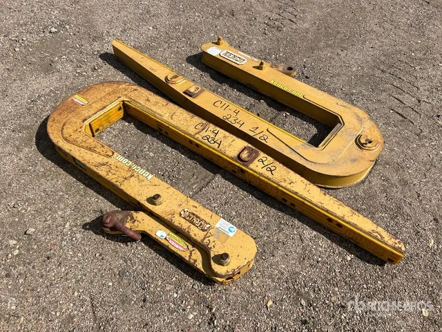 Quantity of (2) Kenco PH3500 Self-Leveling Pipe Hook