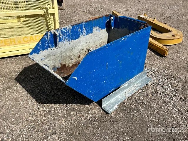 P-HOP-0.5 4 ft Self-Dumping Hopper