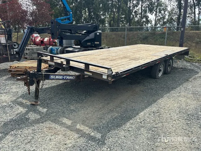 2018 Suretrack 20 ft T/A Flatbed Trailer
