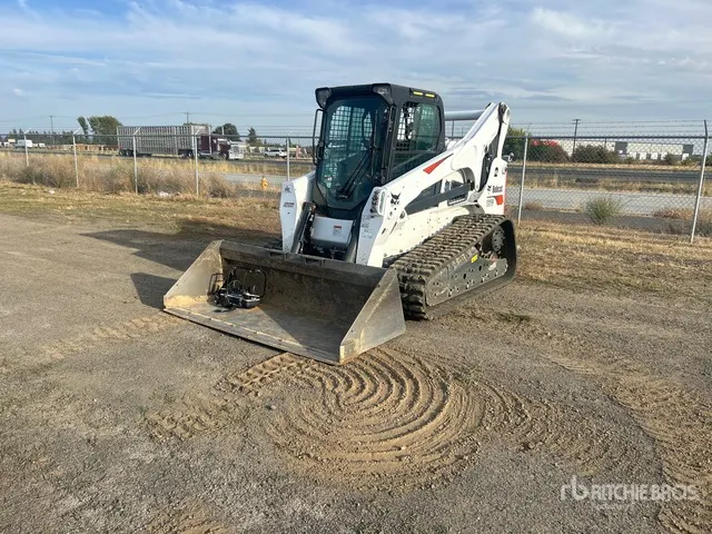 2017 Bobcat T870 High Flow Compact Track Loader