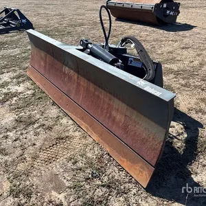 2017 Bobcat Dozer 96 Skid Steer Dozer