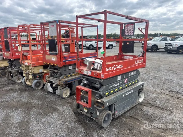 2016 Skyjack SJIII3219 Electric Scissor Lift