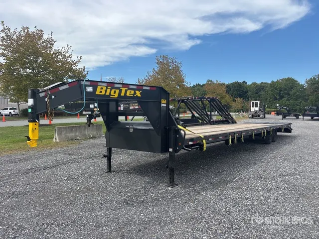 2027 Big Tex 16GN-40D5A-MRBK-SWT 40 ft T/A Gooseneck Equipment Trailer