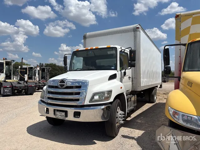 2016 Hino 268 4x2 Van Truck