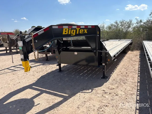 2026 Big Tex 14GN-33D5A-MRBK 34 ft T/A Gooseneck Equipment Trailer