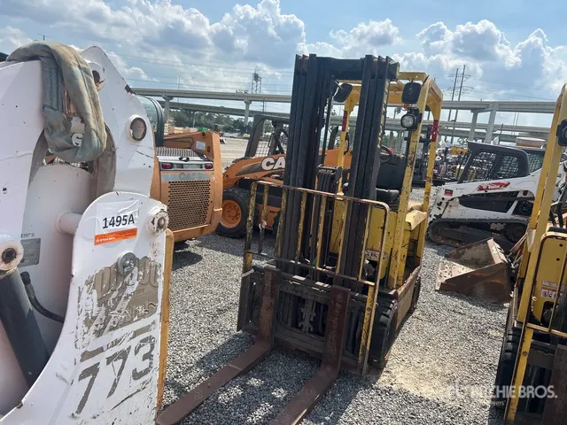 2015 Hyster E60XN 5600 lb Pneumatic Tire Forklift