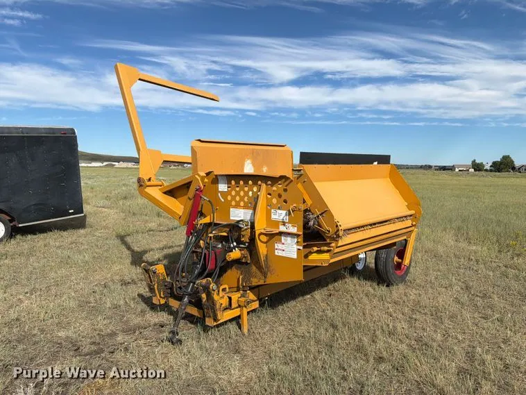 Duratech Haybuster 2100 bale processor