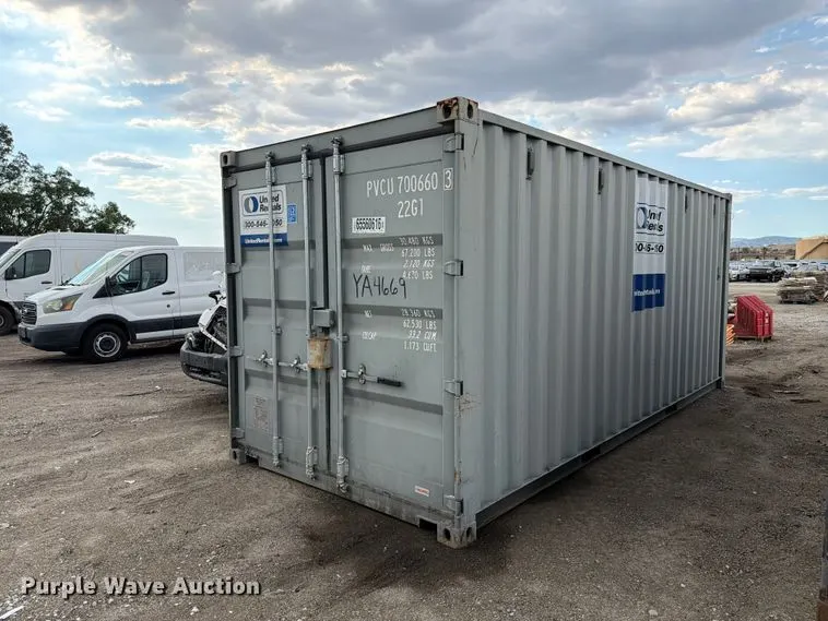 2021 Shanghai Baoshan Pacific shipping container