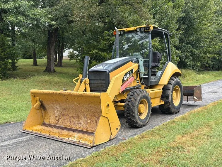 2008 Caterpillar 414E IL landscape tractor