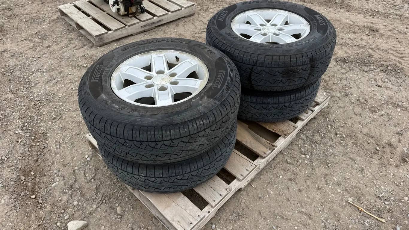 (4) 2013 Yukon Rims and Tires