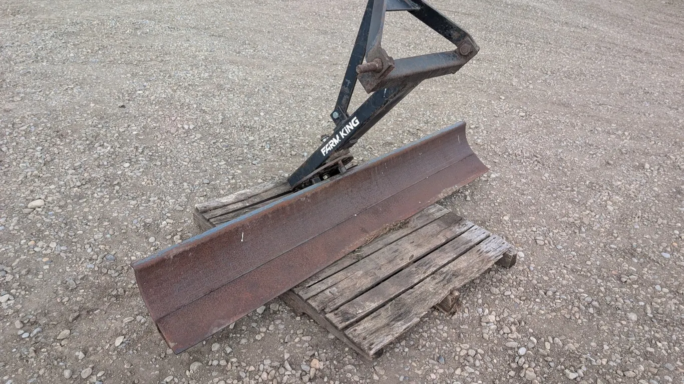 Farm King 3 Point Rear Grader Blade