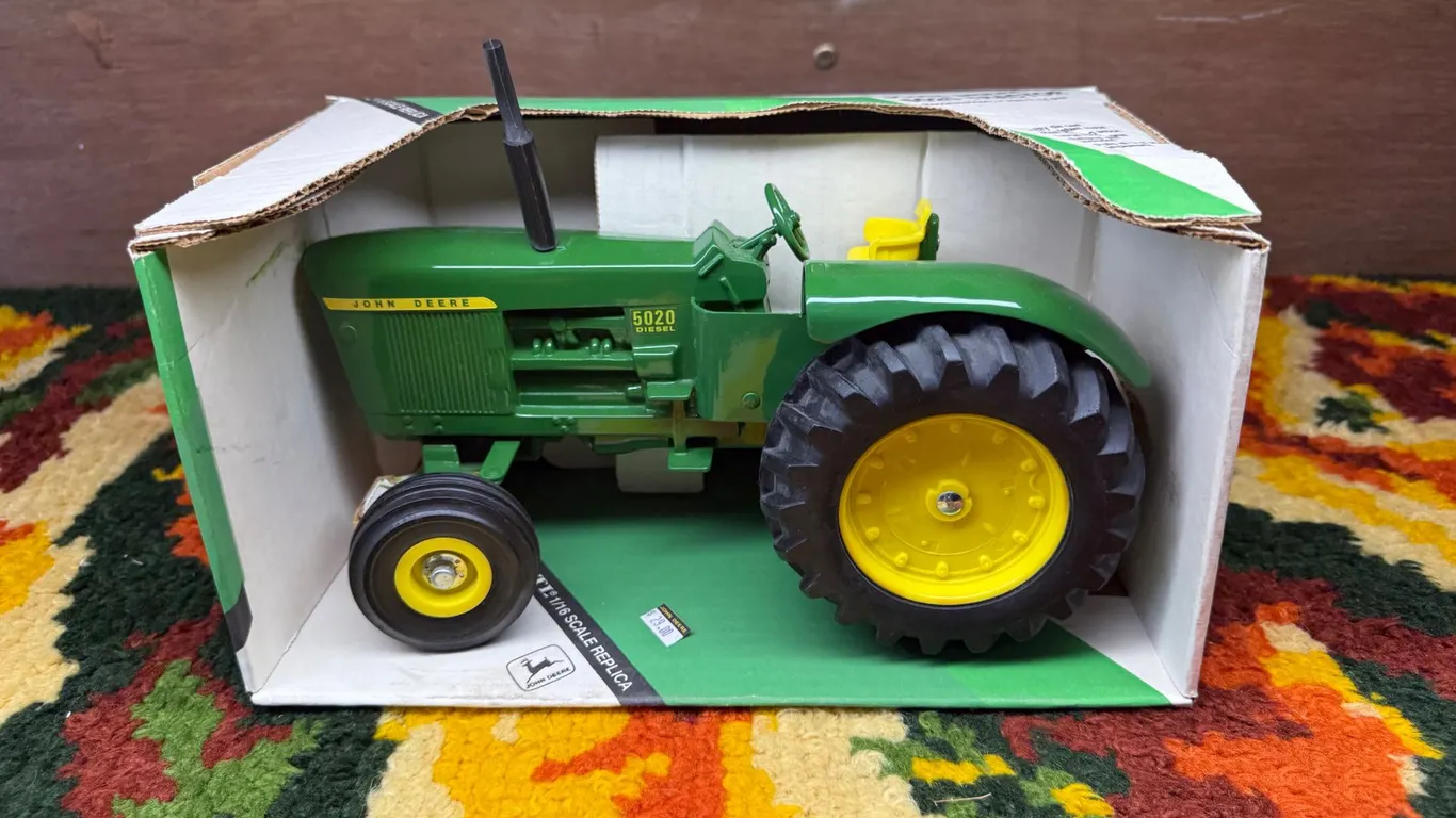 John Deere Diecast Model 5020 Diesel Tractor