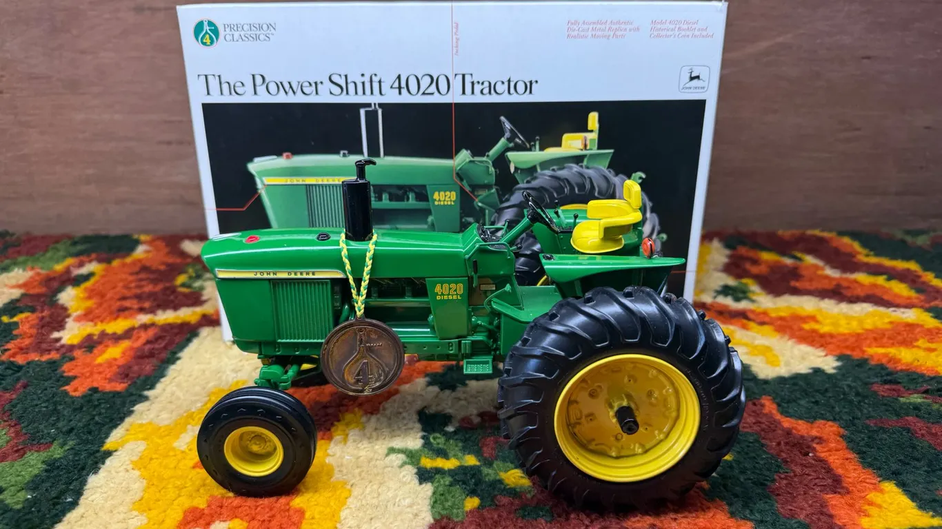 John Deere Diecast Model 4020 Diesel Powershift Tractor