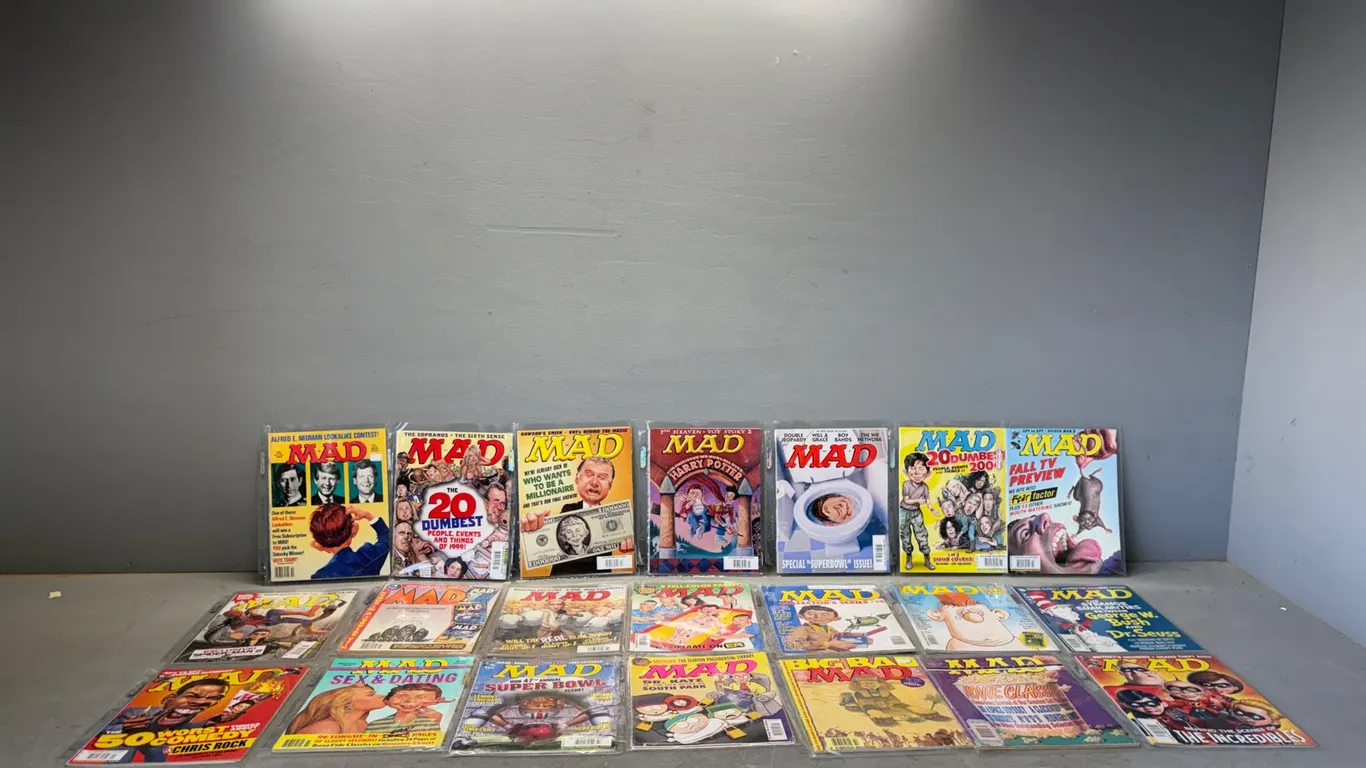 (21) Assorted MAD Magazines