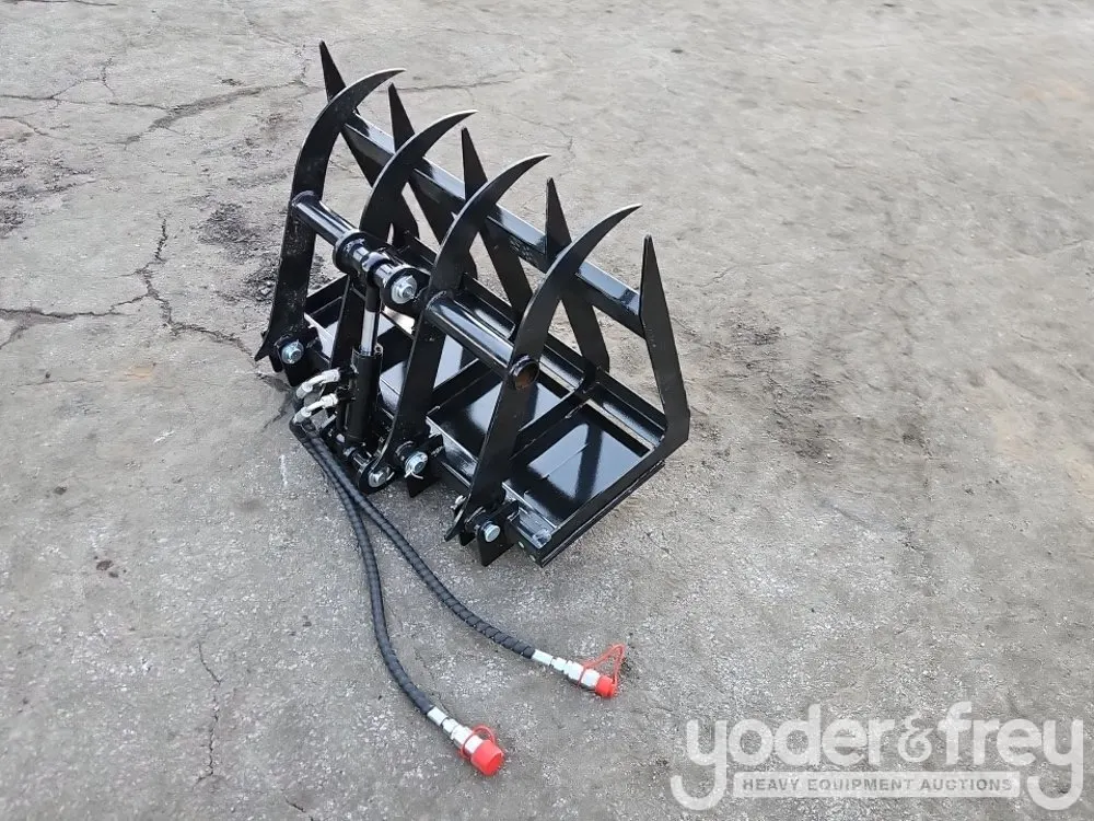 Unused Wood Grab to suit Skidsteer