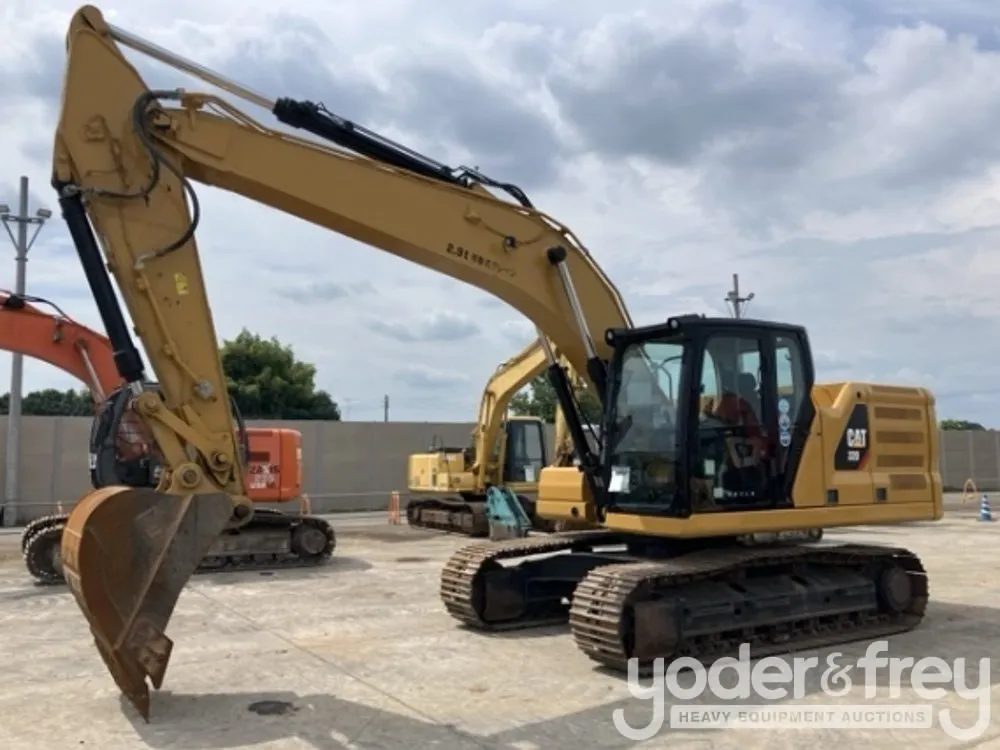 2019 CAT 320