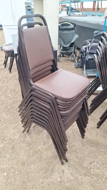 10 Chairs