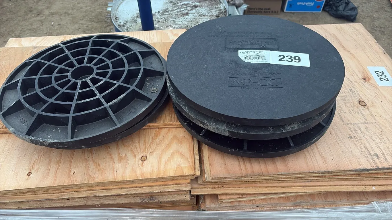 5-Camper pads