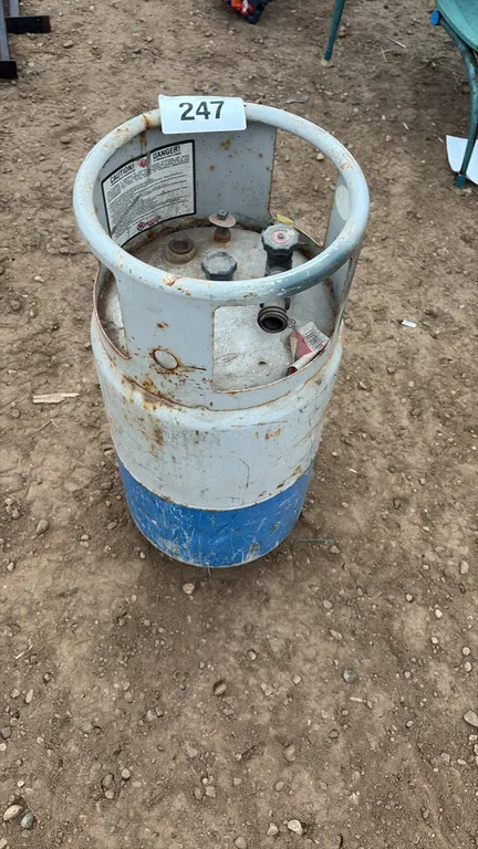 Propane tank