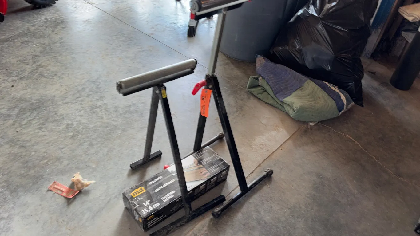 (2) Rollers and (1) Tile Cutter