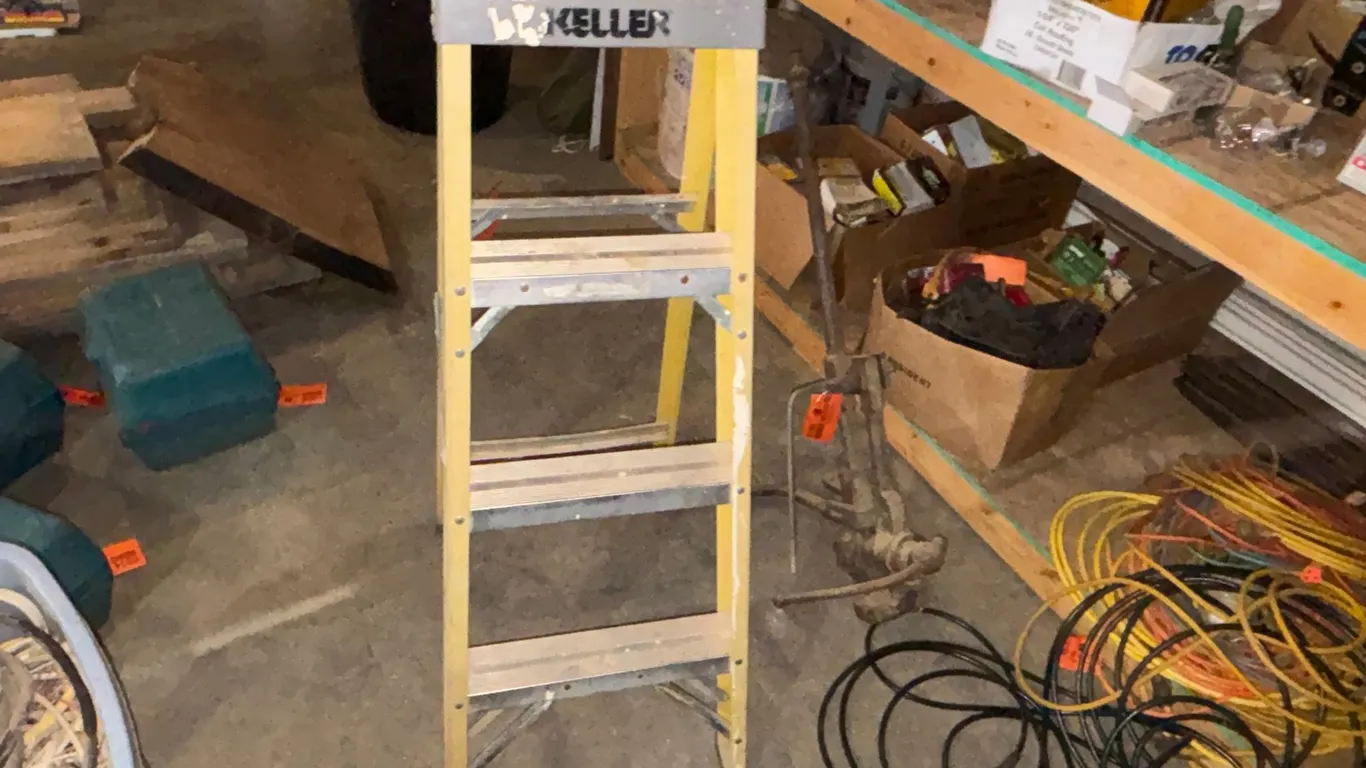 4' Keller Step Ladder