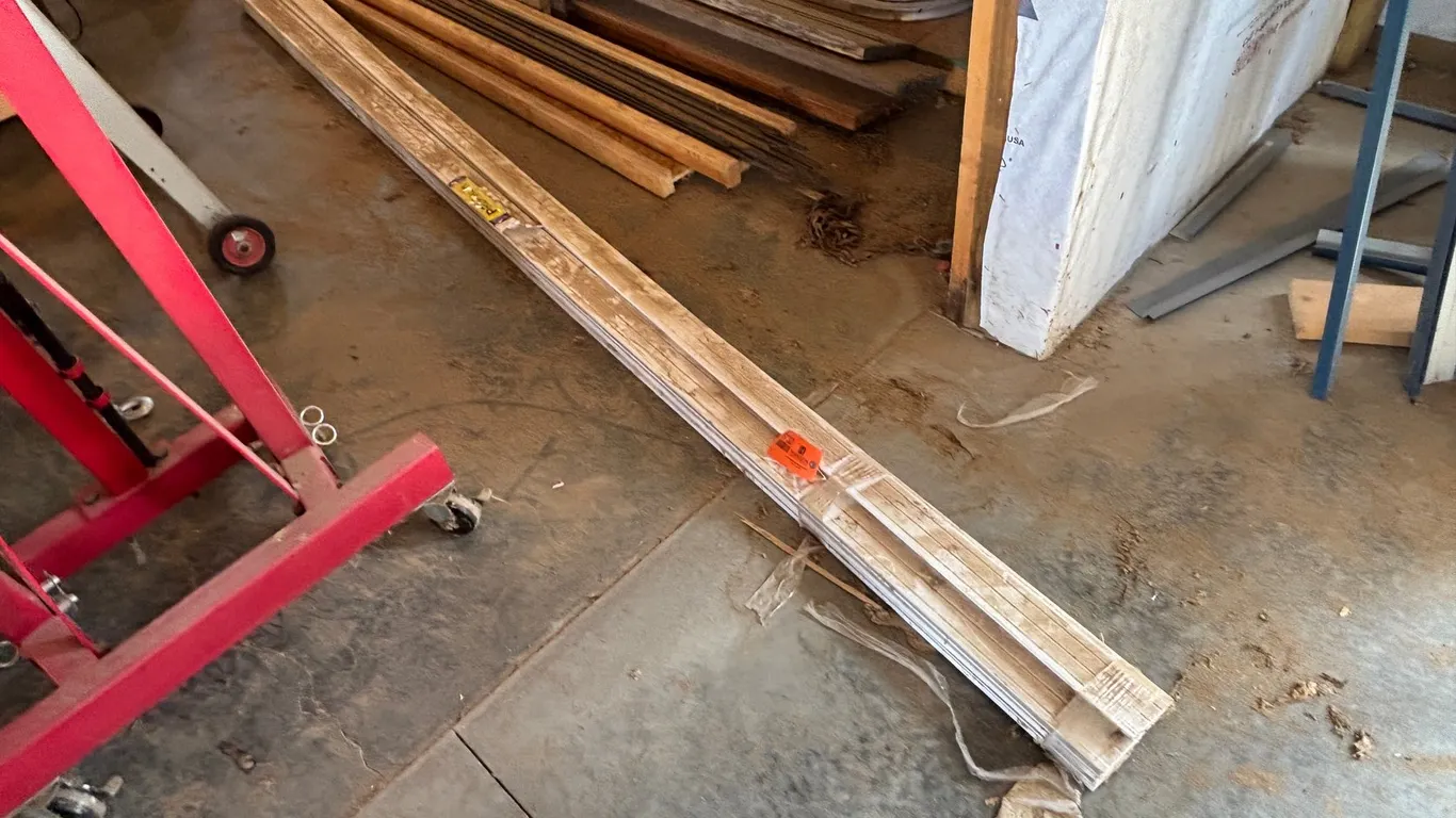(10) Pieces of White Wood Trim