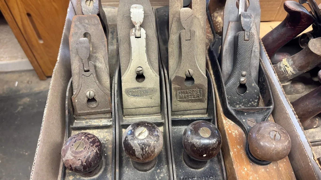 (4) Hand Planers