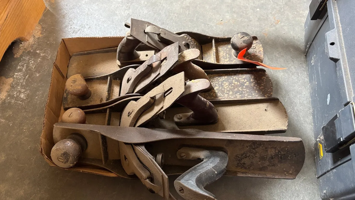 (4) Hand Planers