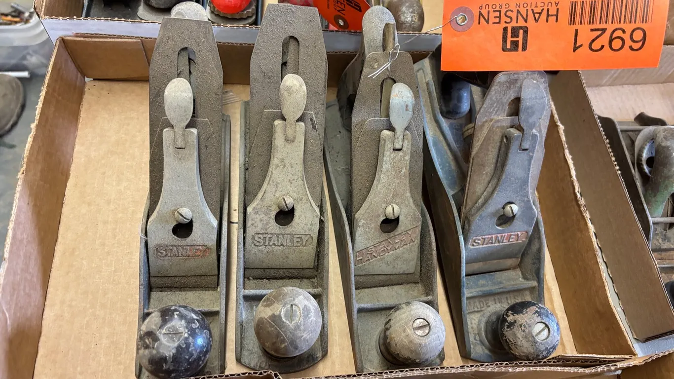 (4) Stanley Hand Planers