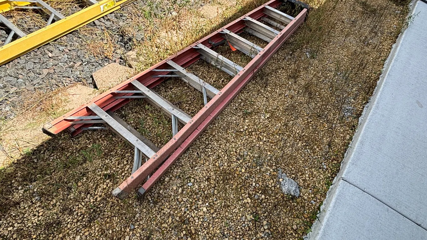 8' Keller Ladder