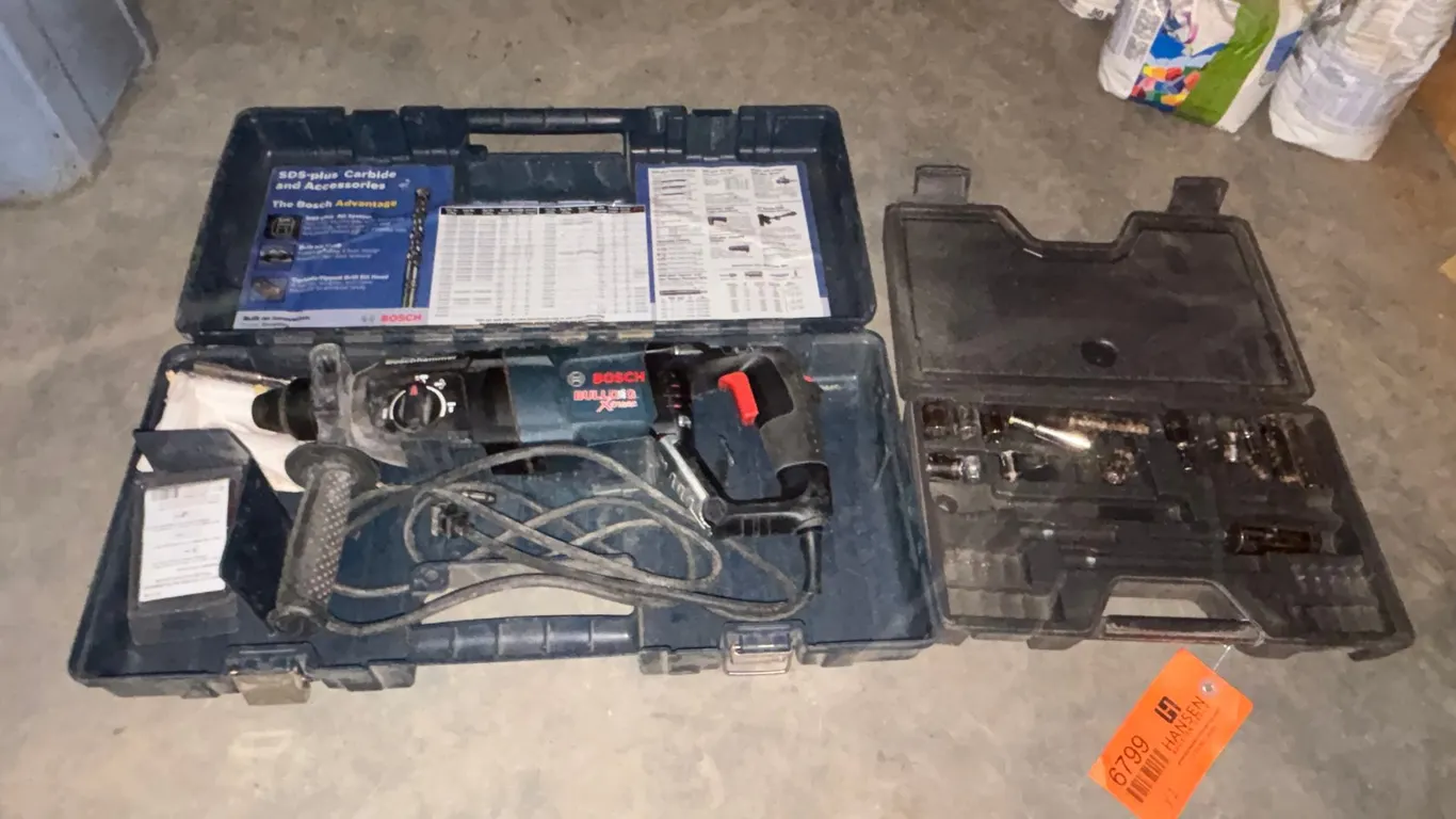 Bosch Bulldog Terrain Hammer Drill