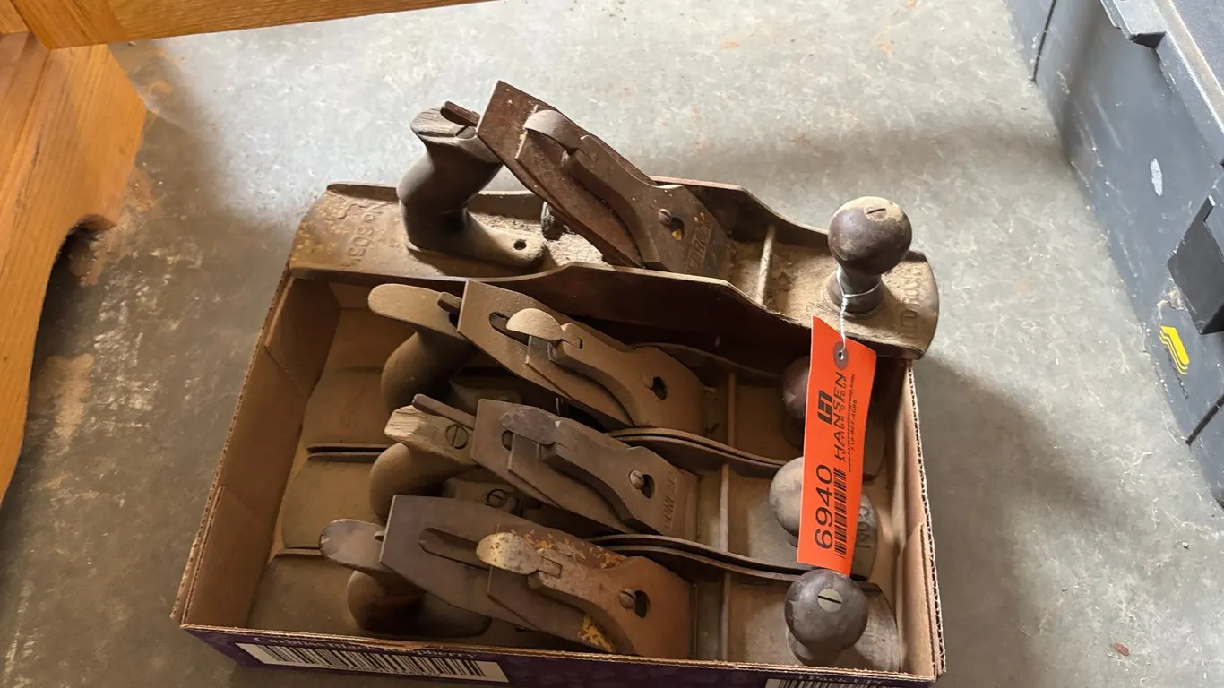 (4) 13-1/2" Hand Planers
