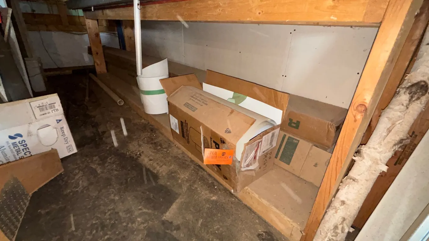 (2) Rolls of Trim Coil and Siding