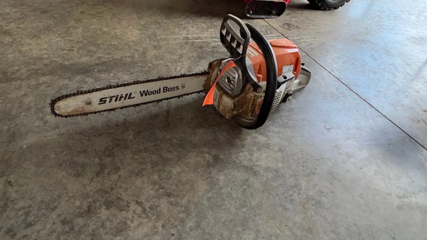 Stihl MS 251 Chainsaw