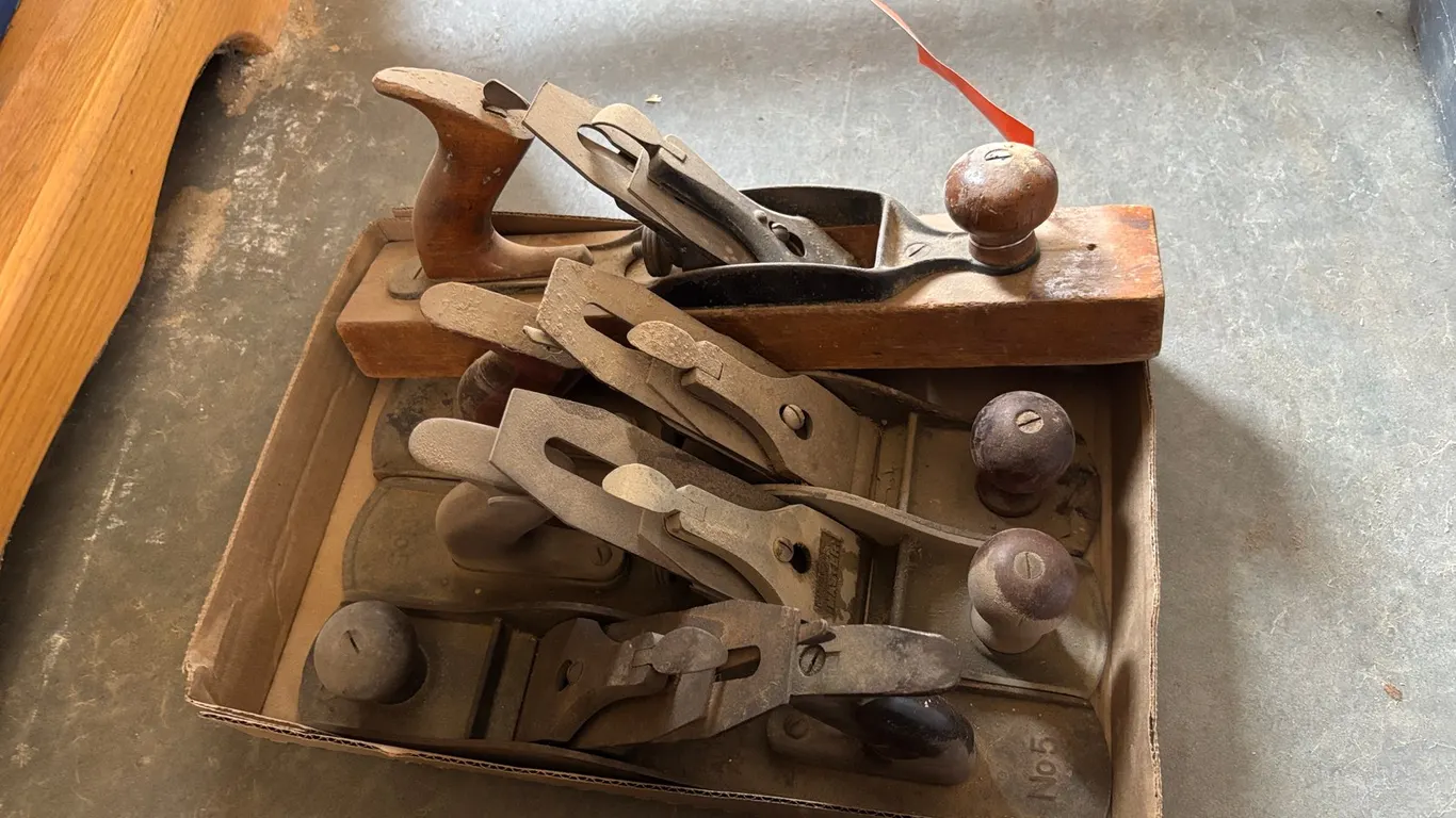 (4) Hand Planers