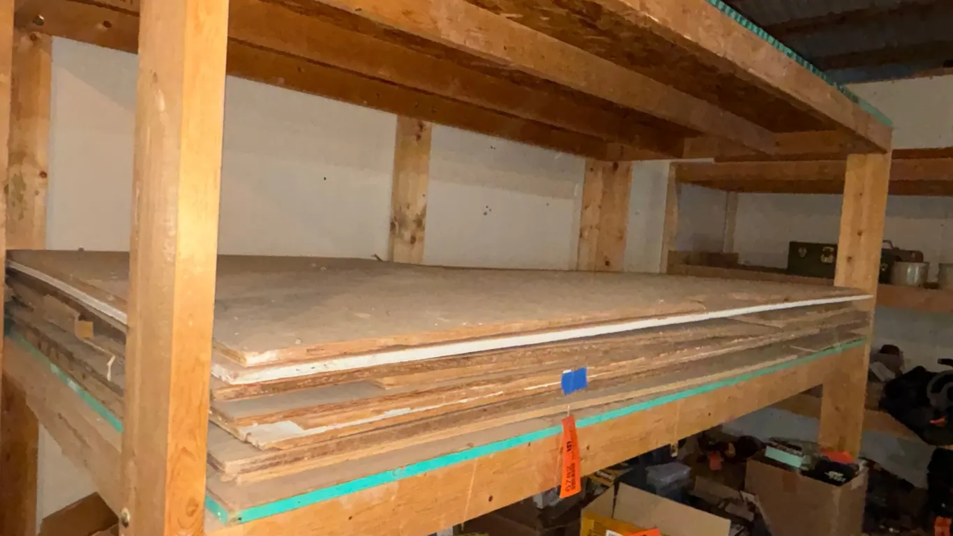 Plywood