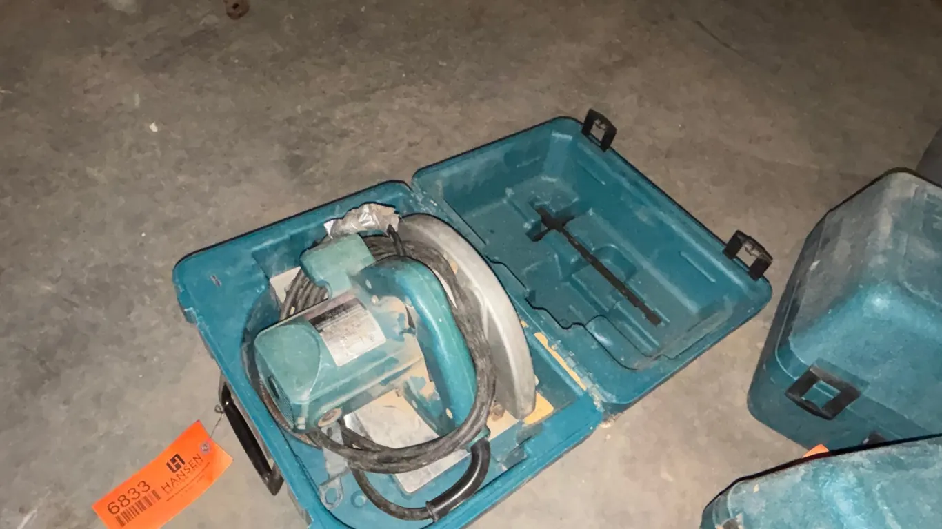 Makita Skil Saw