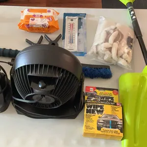 Household Lot: Fans, Snow Shovel, Floor Mats, Cleaning Supplies