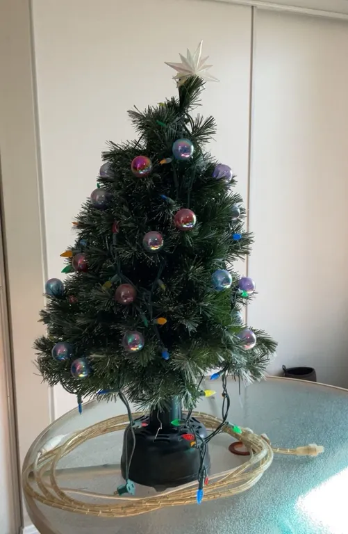 Artificial Christmas Tree with Ornaments, Star Topper, and Rope Light
