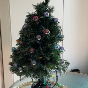 Artificial Christmas Tree with Ornaments, Star Topper, and Rope Light