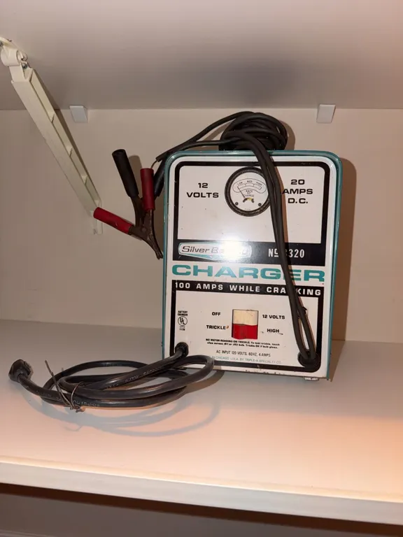 Silver Beauty NS 320 Car Battery Charger 12V 100A Cranking