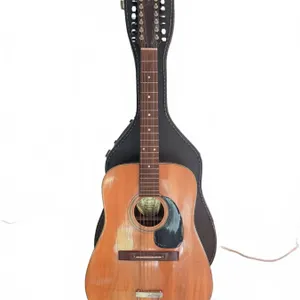España 12-String Acoustic Guitar With Case