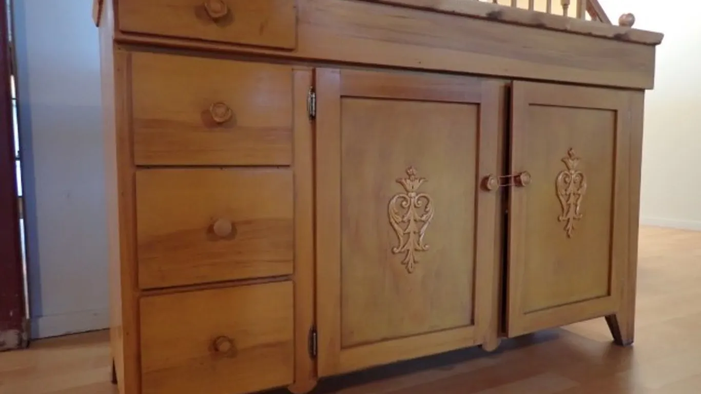 Antique Dry Sink