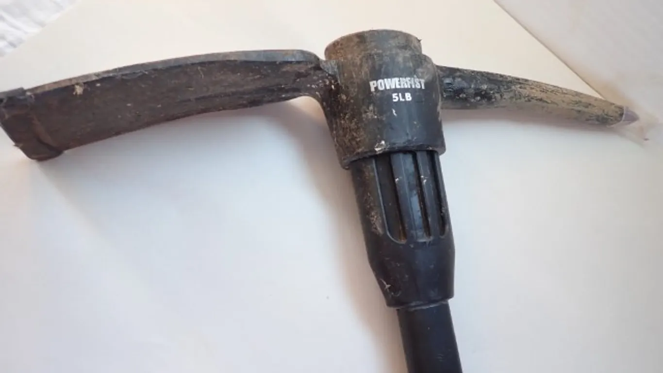 Powerfist Pickaxe