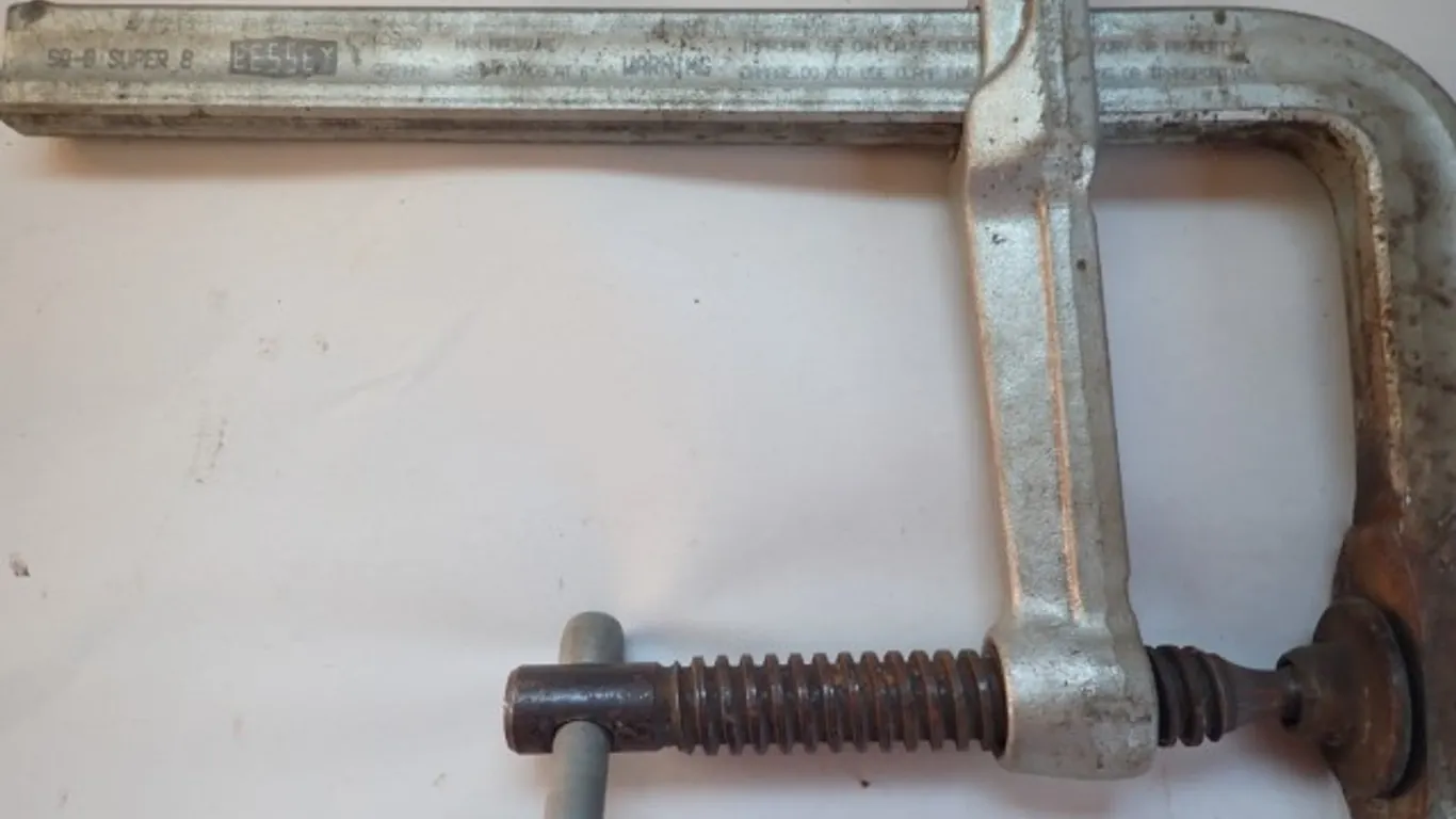 Heavy Duty Sliding Arm Clamps