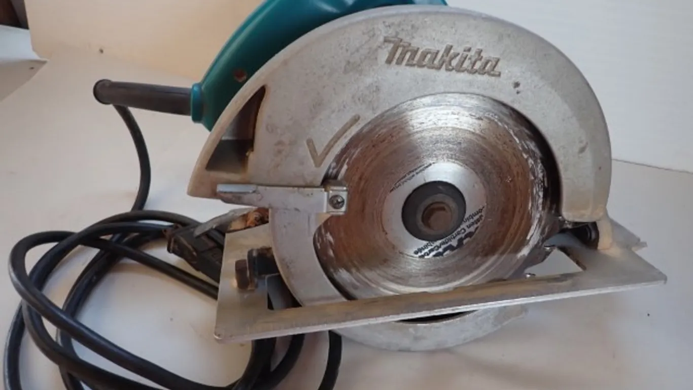 Makita Circular Saw