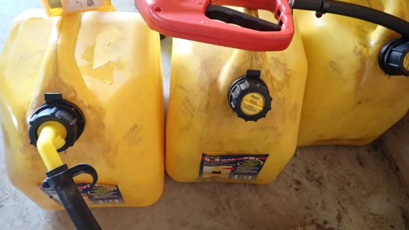 Scepter Diesel Containers+