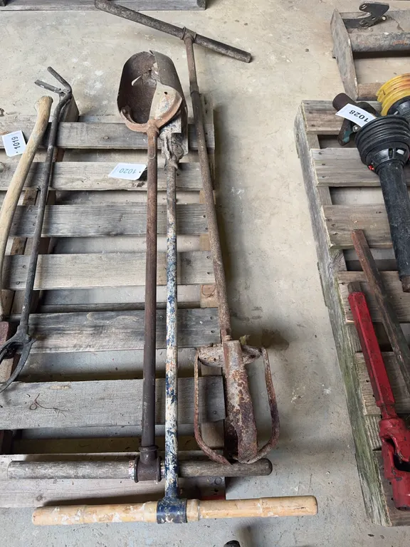 Manual Post Hole Digger Qty.3