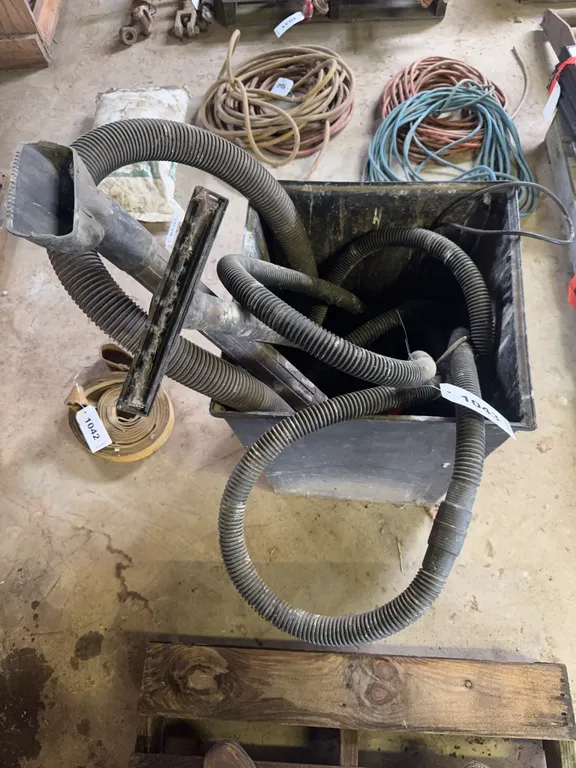 Shop Vac Hoses and Ends